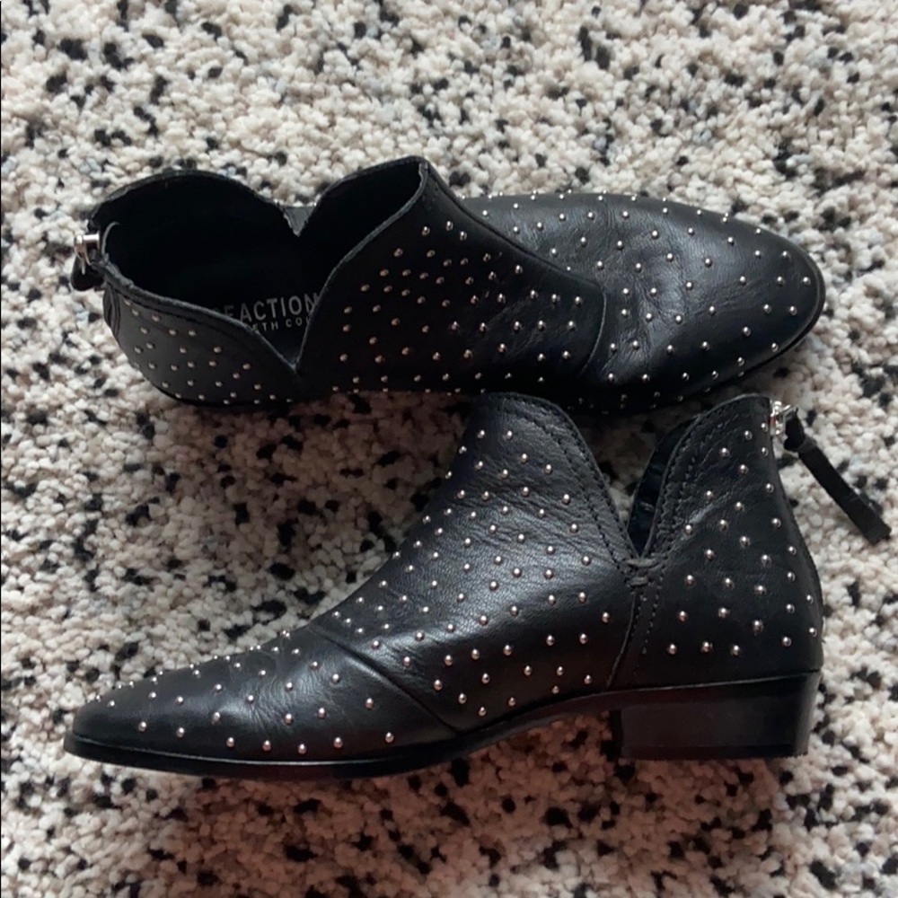 Bootees with silver dots